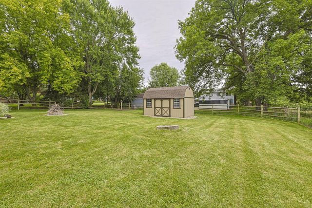 2061 Edinburg Lane, Fairfield, OH 45014