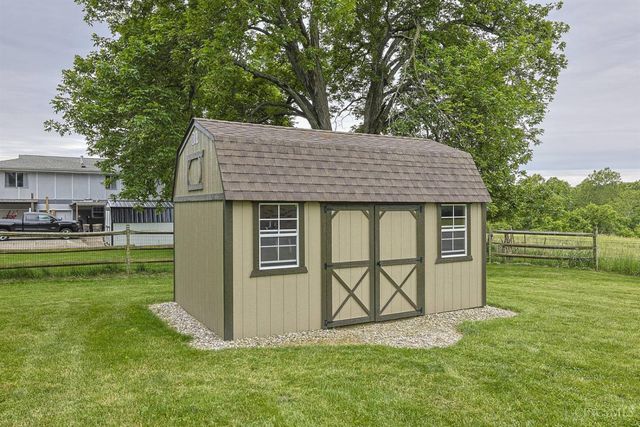 2061 Edinburg Lane, Fairfield, OH 45014