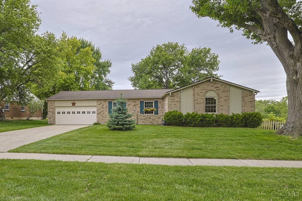 2061 Edinburg Lane, Fairfield, OH 45014