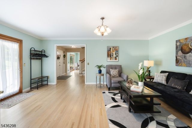 120 Old Clinton Rd, Raritan Twp., NJ 08822