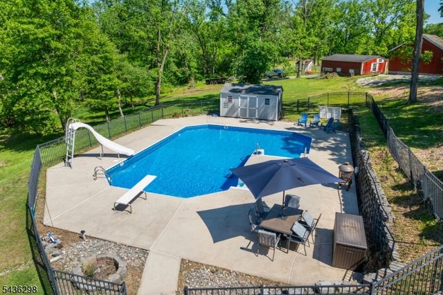 120 Old Clinton Rd, Raritan Twp., NJ 08822