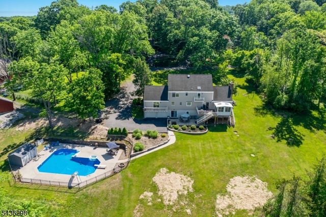 120 Old Clinton Rd, Raritan Twp., NJ 08822