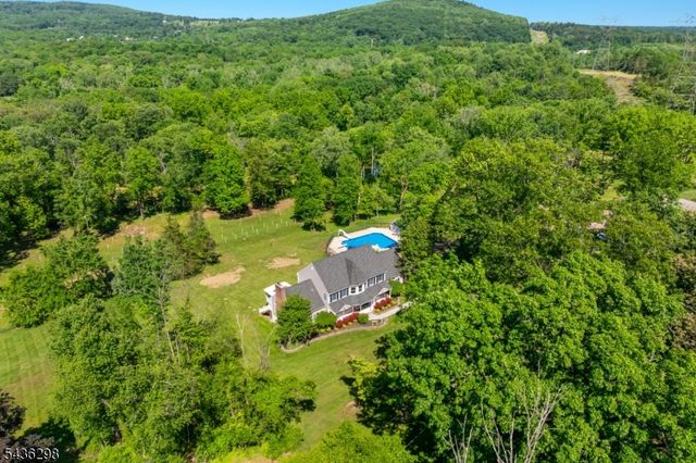 120 Old Clinton Rd, Raritan Twp., NJ 08822