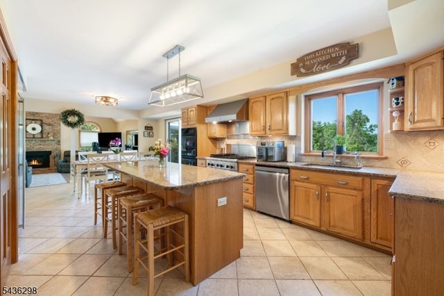 120 Old Clinton Rd, Raritan Twp., NJ 08822