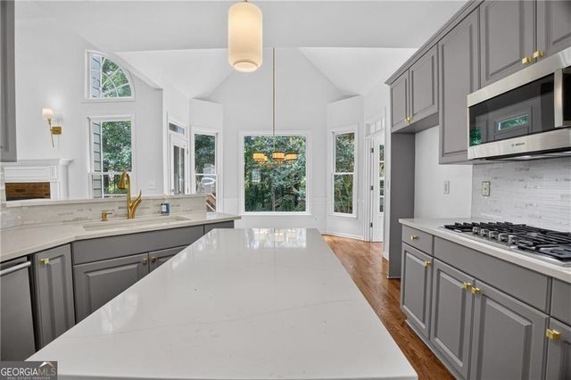 108 Vine Creek Place, Acworth, GA 30101