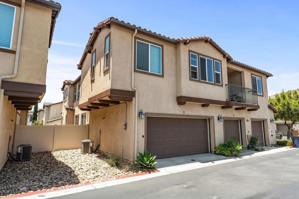 Image 23 of property listing at 1704 Cal Orchid Place 3, Chula Vista, CA 91913