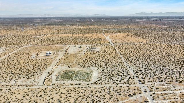 15745 Silver Rock Road, Pinon Hills, CA 92372
