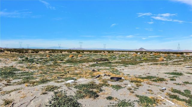 15745 Silver Rock Road, Pinon Hills, CA 92372