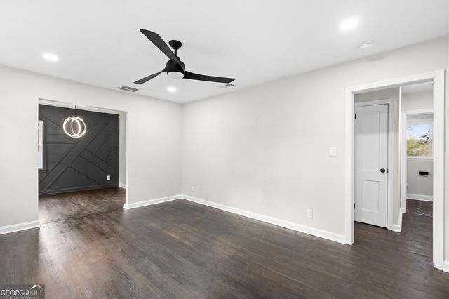 2533 Plantation Drive, East Point, GA 30344