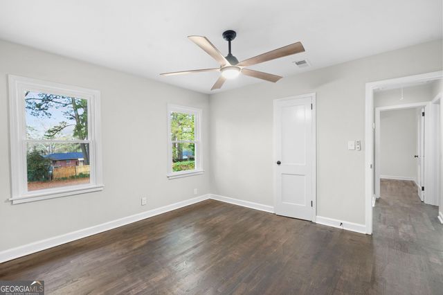 2533 Plantation Drive, East Point, GA 30344