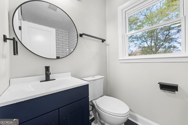 2533 Plantation Drive, East Point, GA 30344