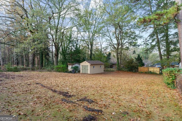 2533 Plantation Drive, East Point, GA 30344