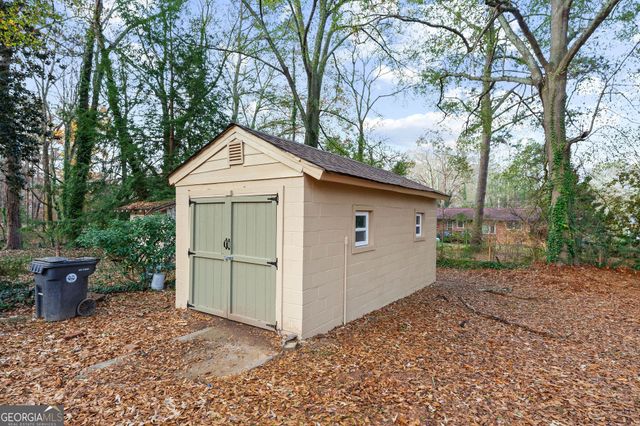 2533 Plantation Drive, East Point, GA 30344