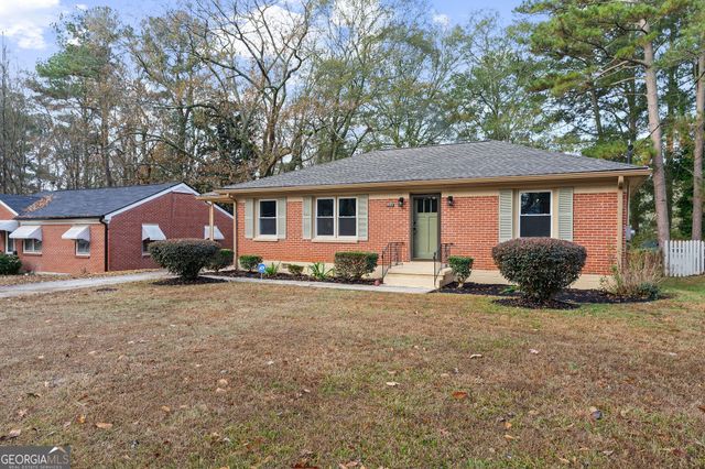 2533 Plantation Drive, East Point, GA 30344