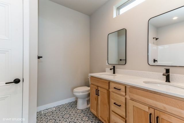 1020 Linden Lane, Ely, IA 52227