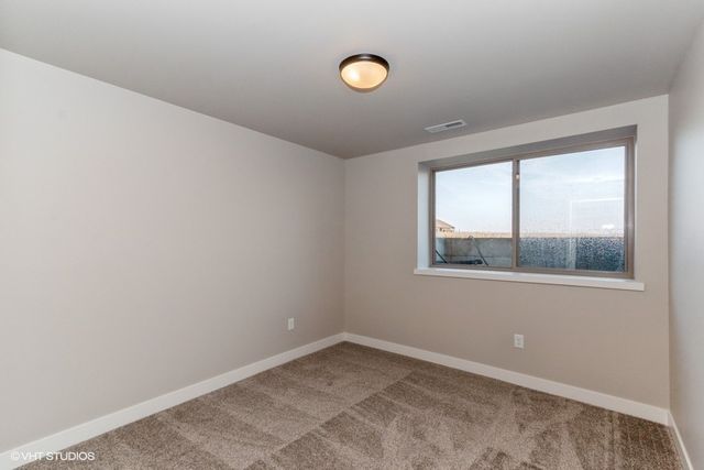 1020 Linden Lane, Ely, IA 52227