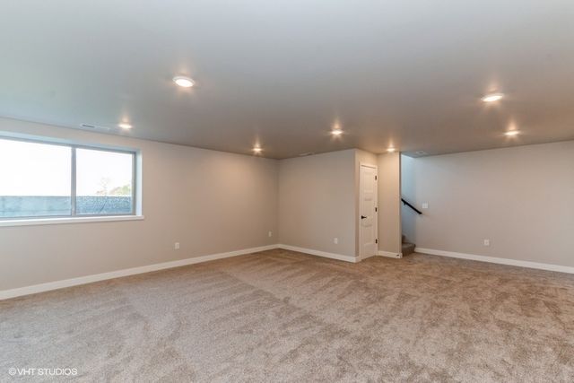 1020 Linden Lane, Ely, IA 52227