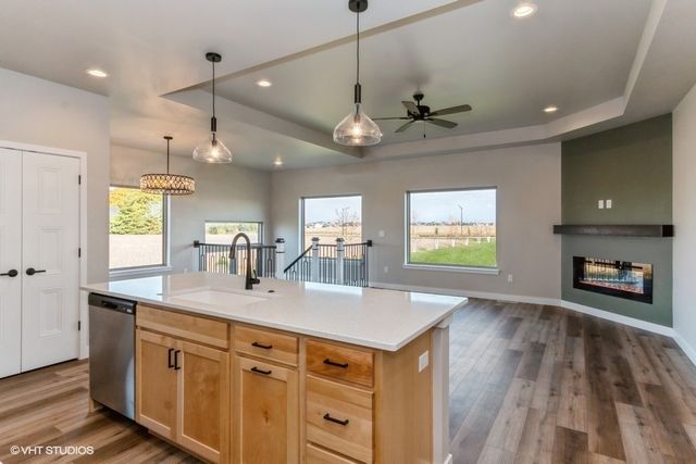 1020 Linden Lane, Ely, IA 52227