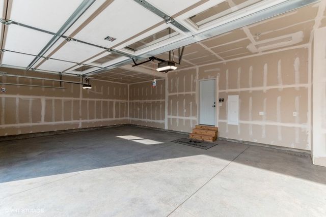 1020 Linden Lane, Ely, IA 52227