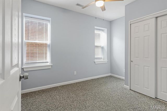 4112 W Belle Place, St Louis, MO 63108