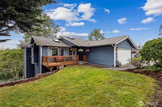 805 10th Avenue, Milton, WA 98354