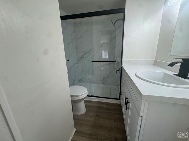 6201 Wible Rd 57, Bakersfield, CA 93313