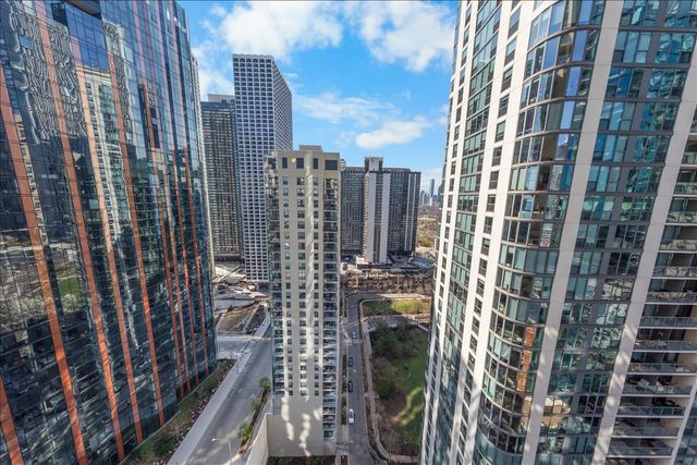 420 E WATERSIDE Drive 2303, Chicago, IL 60601