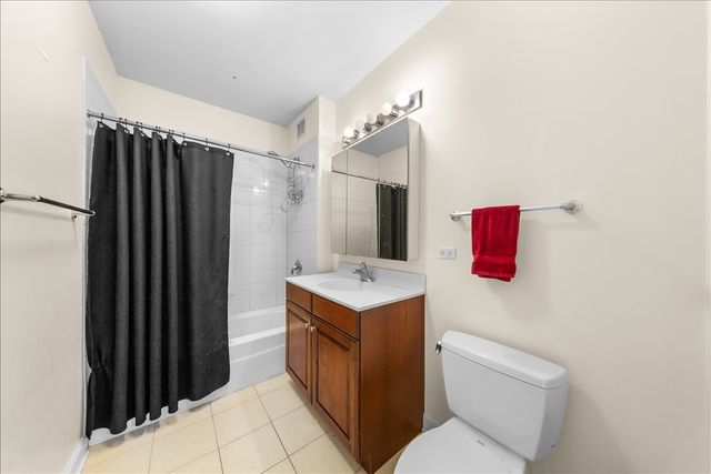 420 E WATERSIDE Drive 2303, Chicago, IL 60601