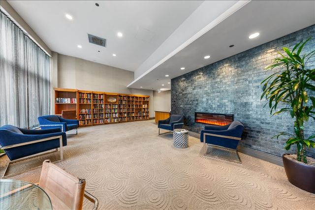 420 E WATERSIDE Drive 2303, Chicago, IL 60601