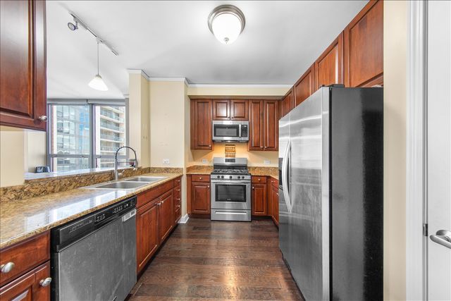 420 E WATERSIDE Drive 2303, Chicago, IL 60601