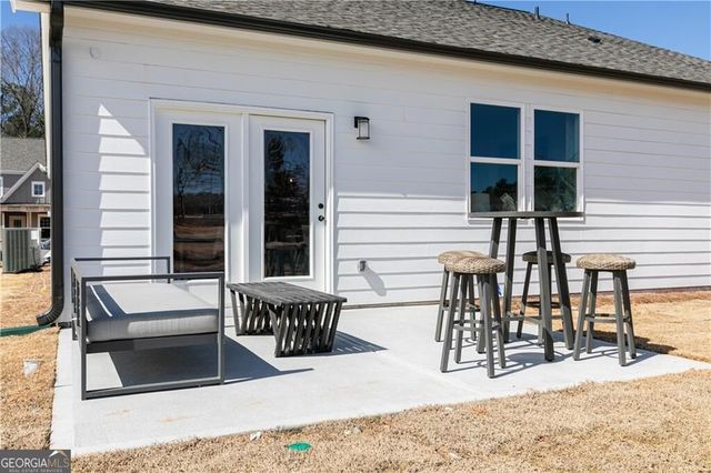 409 Statilla Court, Locust Grove, GA 30248