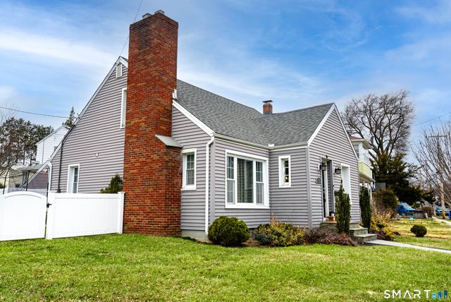 15 Henry Avenue, Stratford, CT 06614