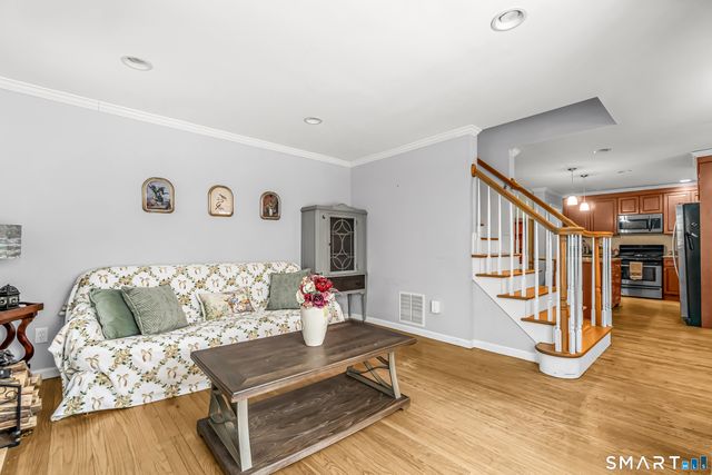 15 Henry Avenue, Stratford, CT 06614