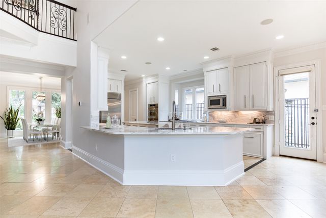 5809 Golden Leaf Court, Plano, TX 75093
