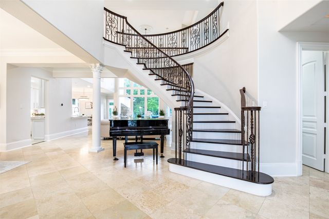 5809 Golden Leaf Court, Plano, TX 75093
