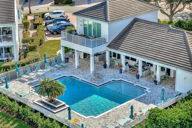 5967 Sand Wedge LN # 101, Naples, FL 34110