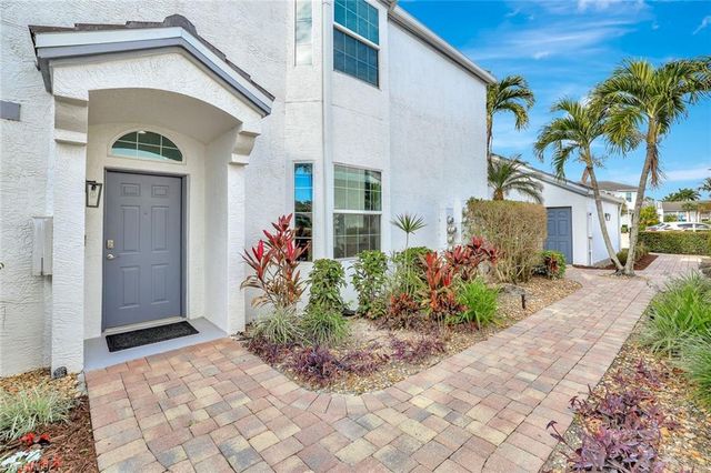 5967 Sand Wedge LN # 101, Naples, FL 34110