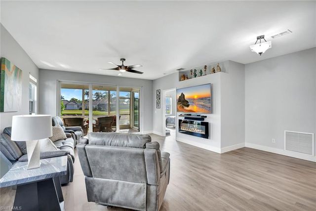 5967 Sand Wedge LN # 101, Naples, FL 34110