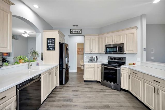 5967 Sand Wedge LN # 101, Naples, FL 34110