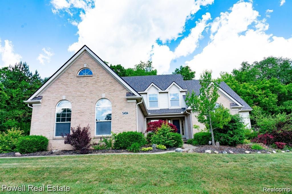 5494 Buell Drive, Commerce Twp, MI 48382