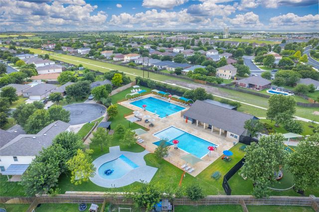 109 Rainey DR, Jarrell, TX 76537