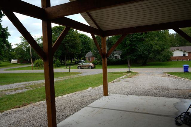 612 Wilkinson LN, White House, TN 37188