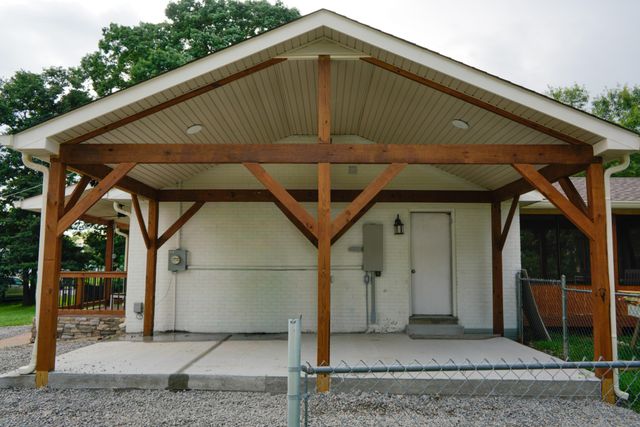 612 Wilkinson LN, White House, TN 37188