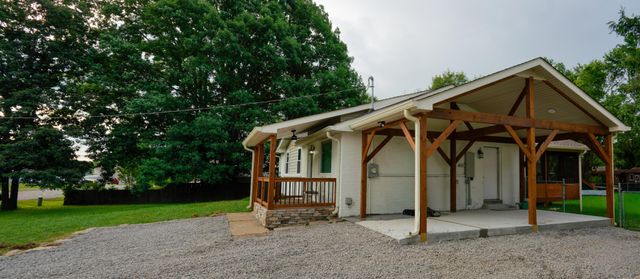 612 Wilkinson LN, White House, TN 37188