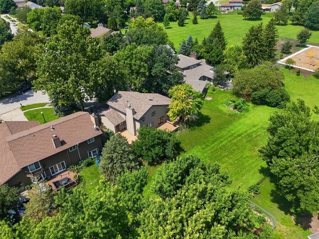 1902 Stevenson Drive, Ames, IA 50010