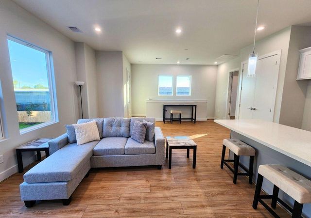 615 Northew Street, Houston, TX 77091