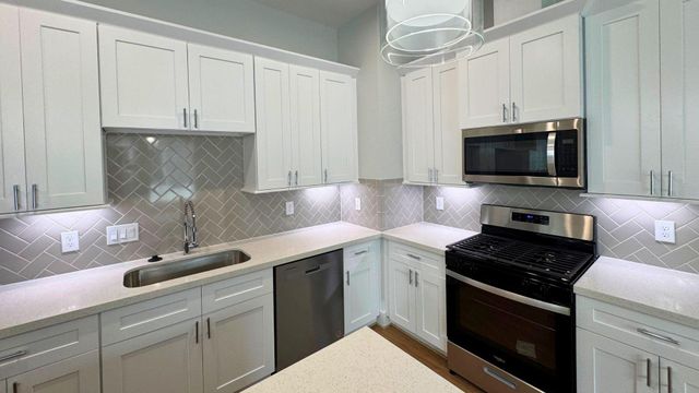 615 Northew Street, Houston, TX 77091