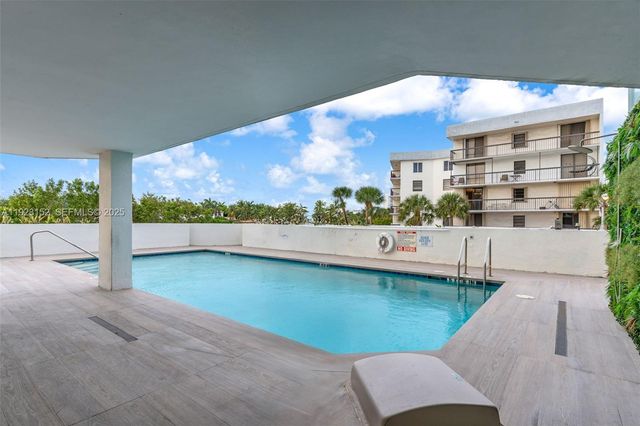 3411 Indian Creek Dr 402, Miami Beach, FL 33140