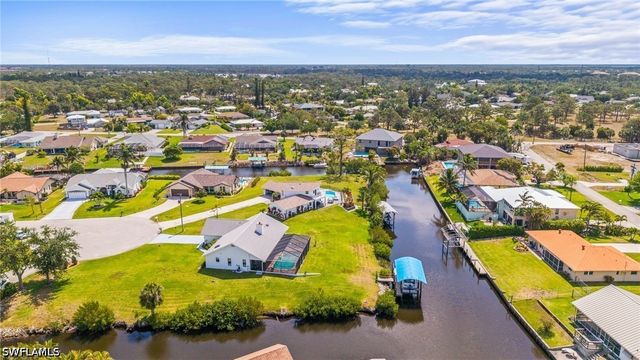 20640 Porthole CT, Estero, FL 33928