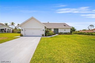 20640 Porthole CT, Estero, FL 33928